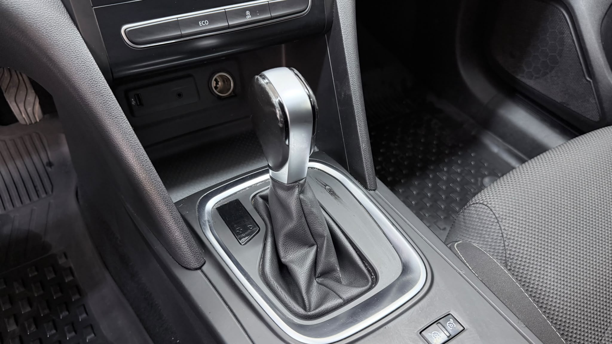 RENAULT MEGANE 18